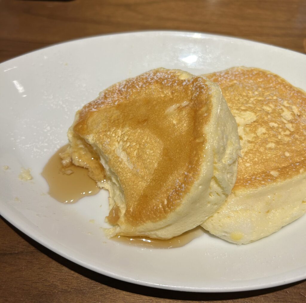 ふわとろパンケーキ　メイプルシロップ